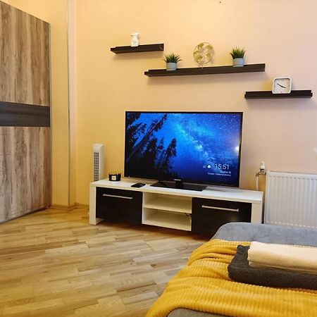 Riga Central Street Cozy Apartment Luaran gambar