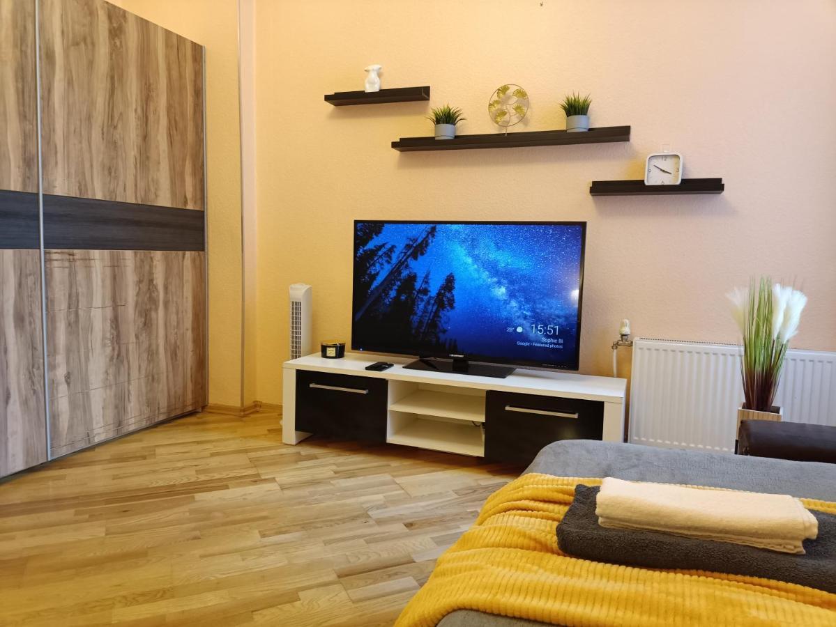 Riga Central Street Cozy Apartment Luaran gambar