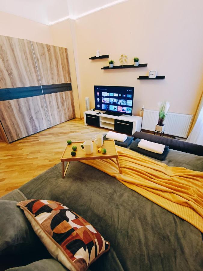 Riga Central Street Cozy Apartment Luaran gambar